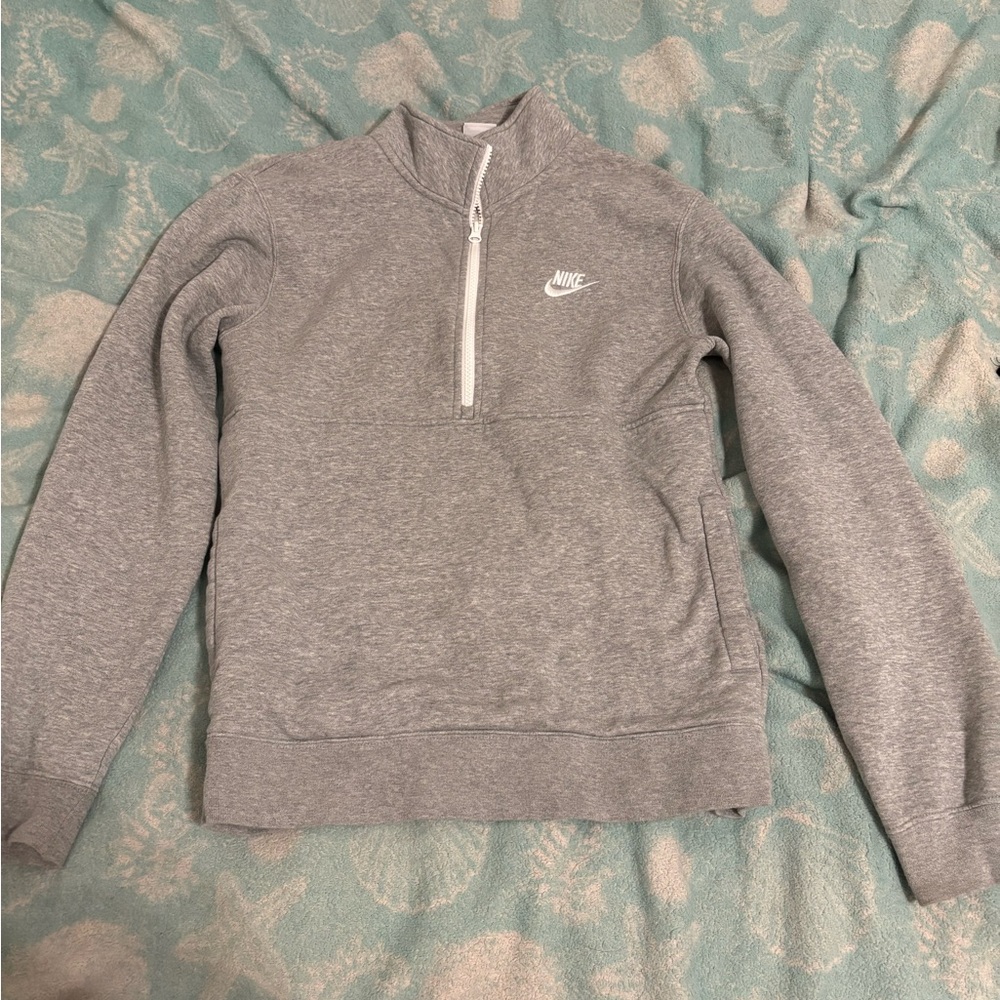 Nike Men's Light Gray Half Zip-Up Sweater